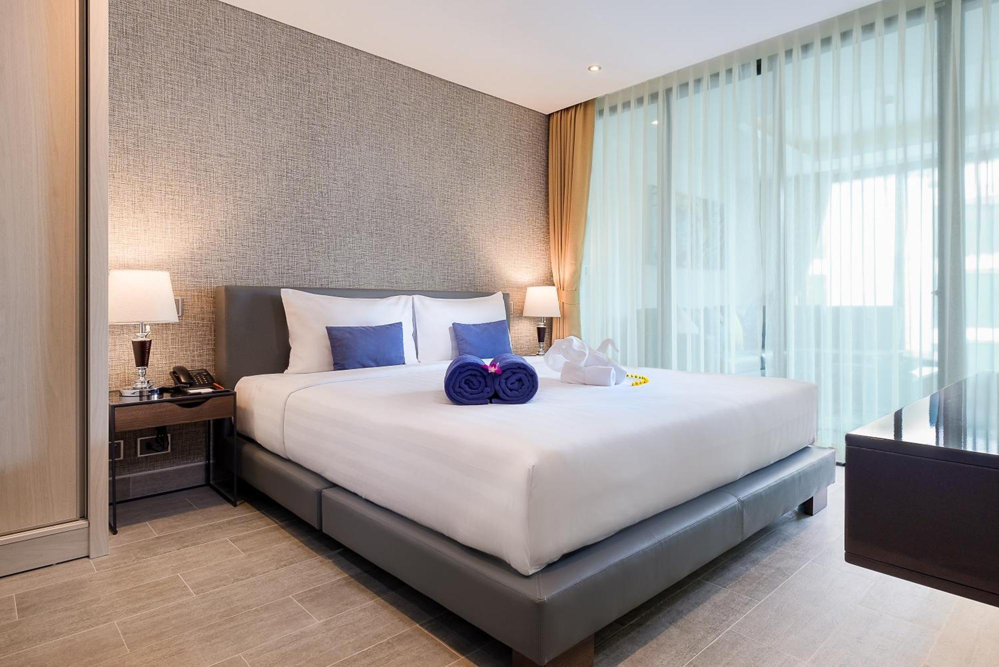 Lets Phuket Twin Sands Resort & Spa Patong Экстерьер фото